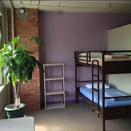 The Burlington Hostel Exterior photo